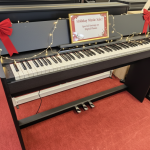 再入荷【新品】デジタルピアノ Roland F107-BK