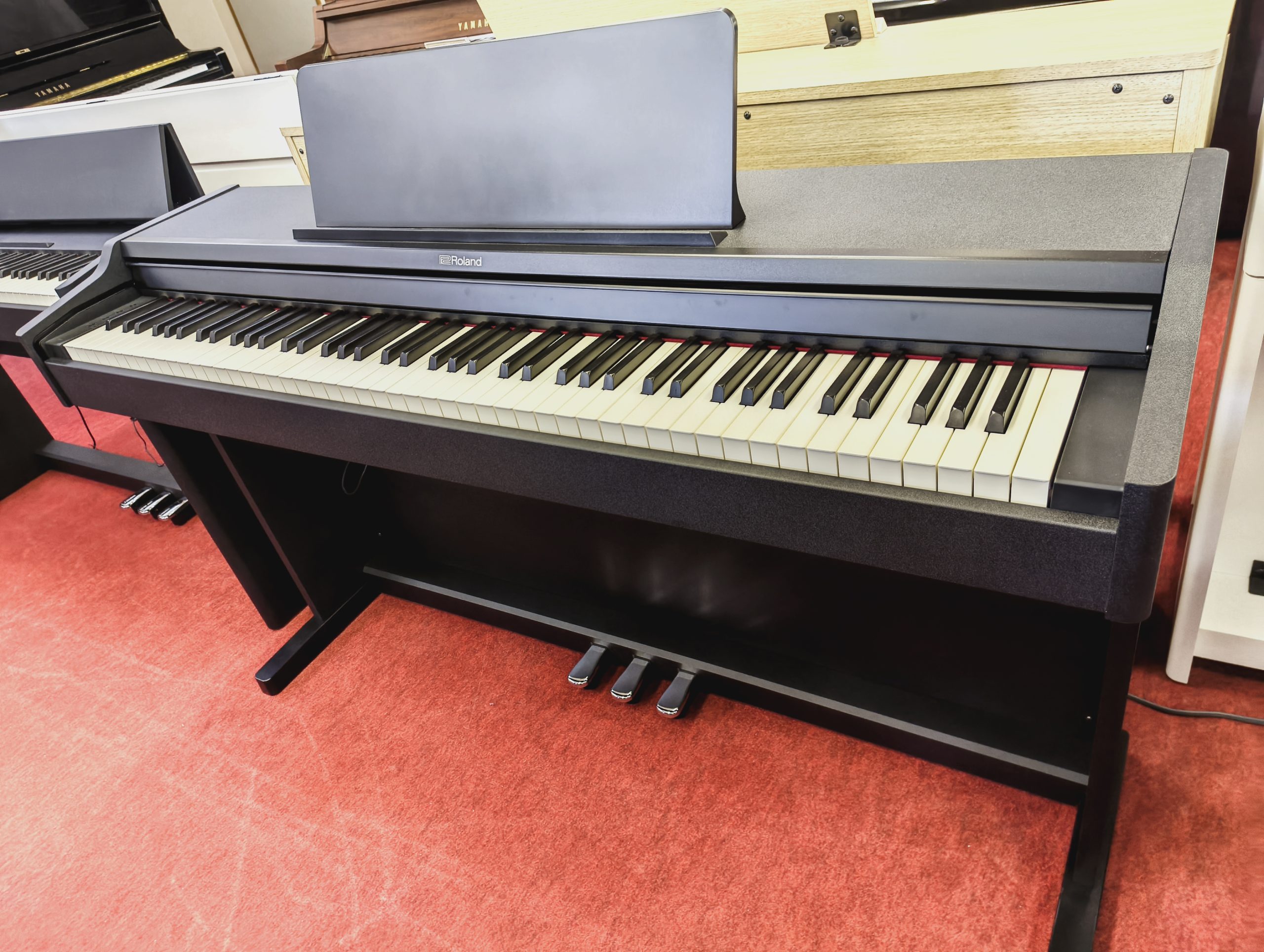 Roland RP107-BK│ピアノ百貨公式サイト