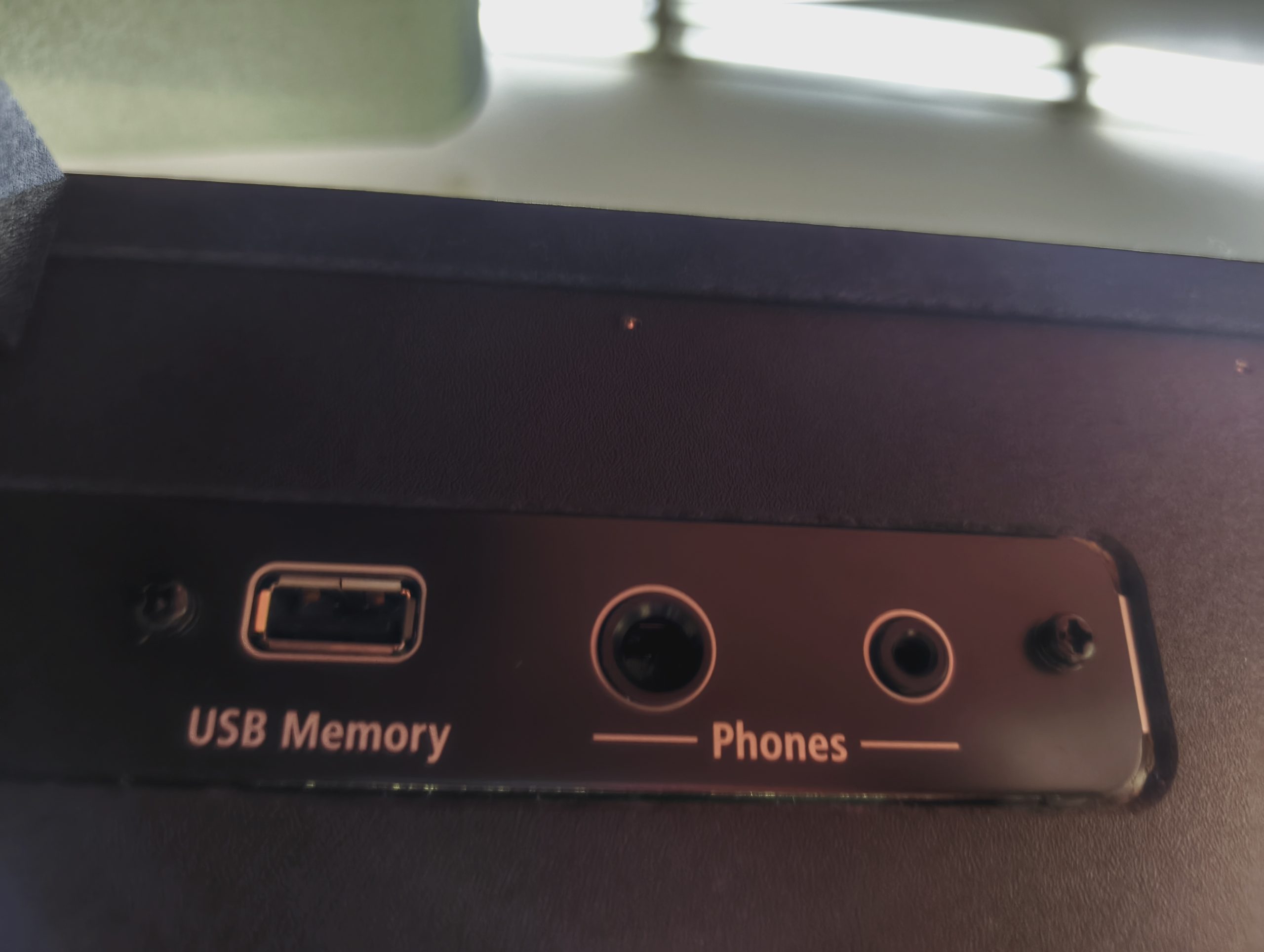 再入荷【新品】デジタルピアノ Roland RP107-BK