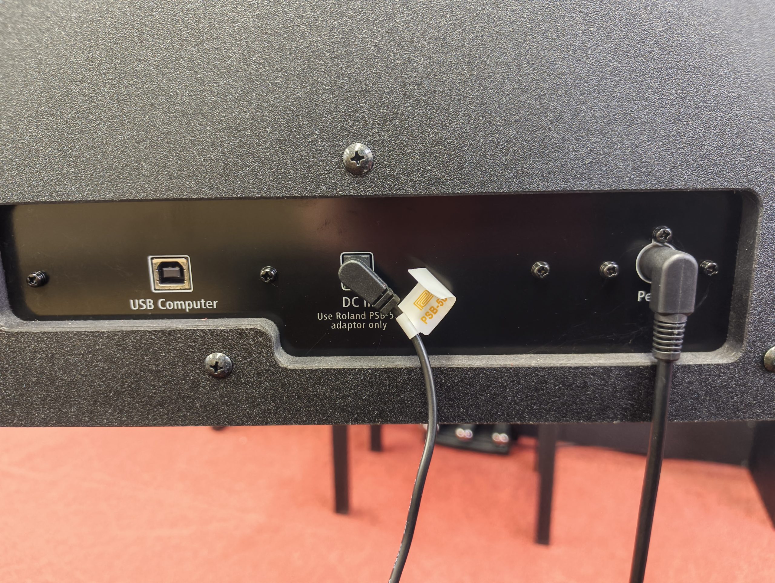 再入荷【新品】デジタルピアノ Roland RP107-BK