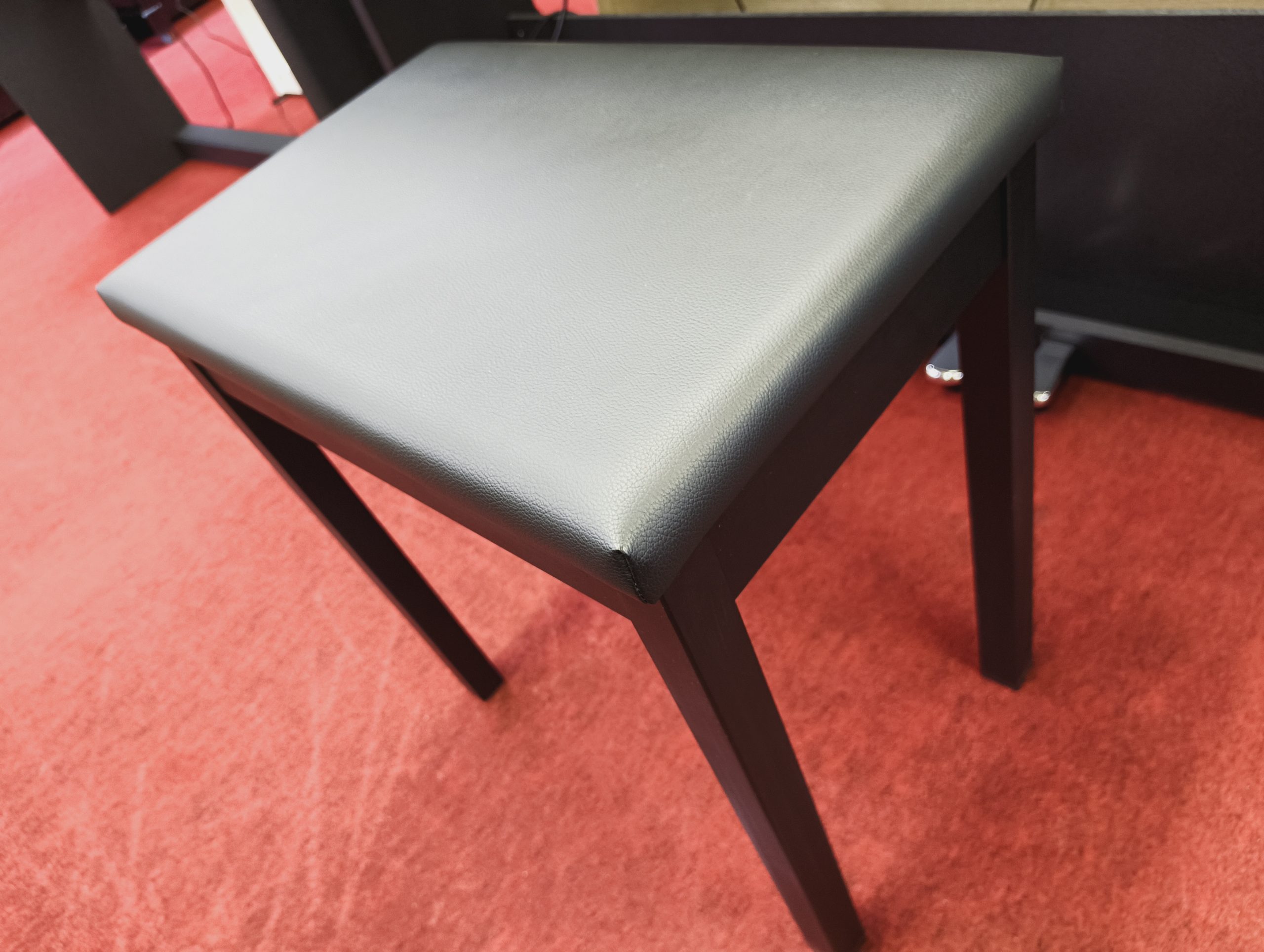 再入荷【新品】デジタルピアノ Roland RP107-BK