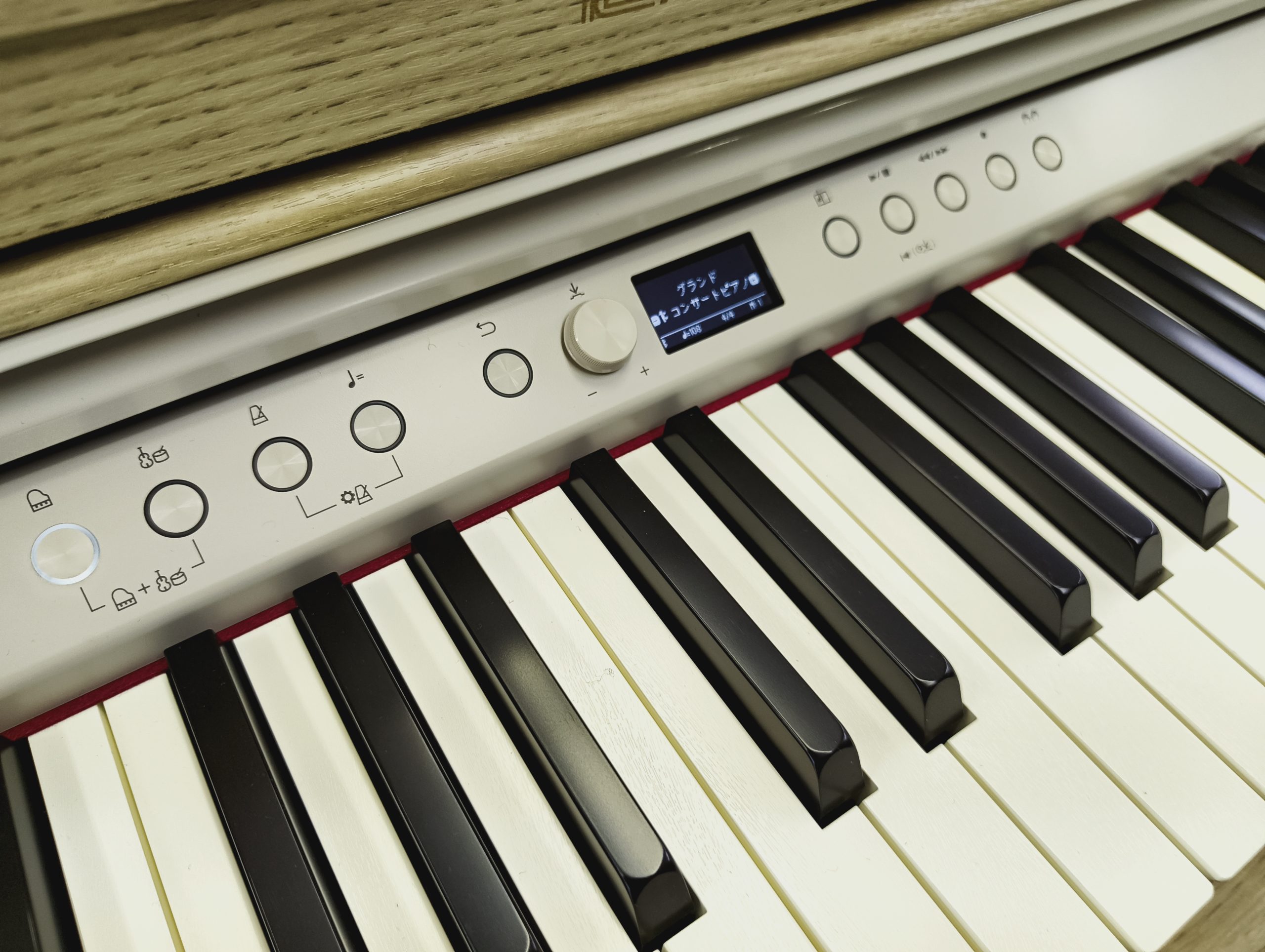  再入荷【新品】デジタルピアノ Roland RP701-LA