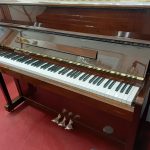 輸入新品アップライトピアノ KINGSBURG KU115-W