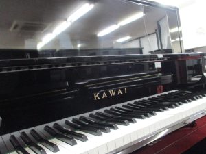 カワイ中古アップライトピアノ KAWAI KU-5B