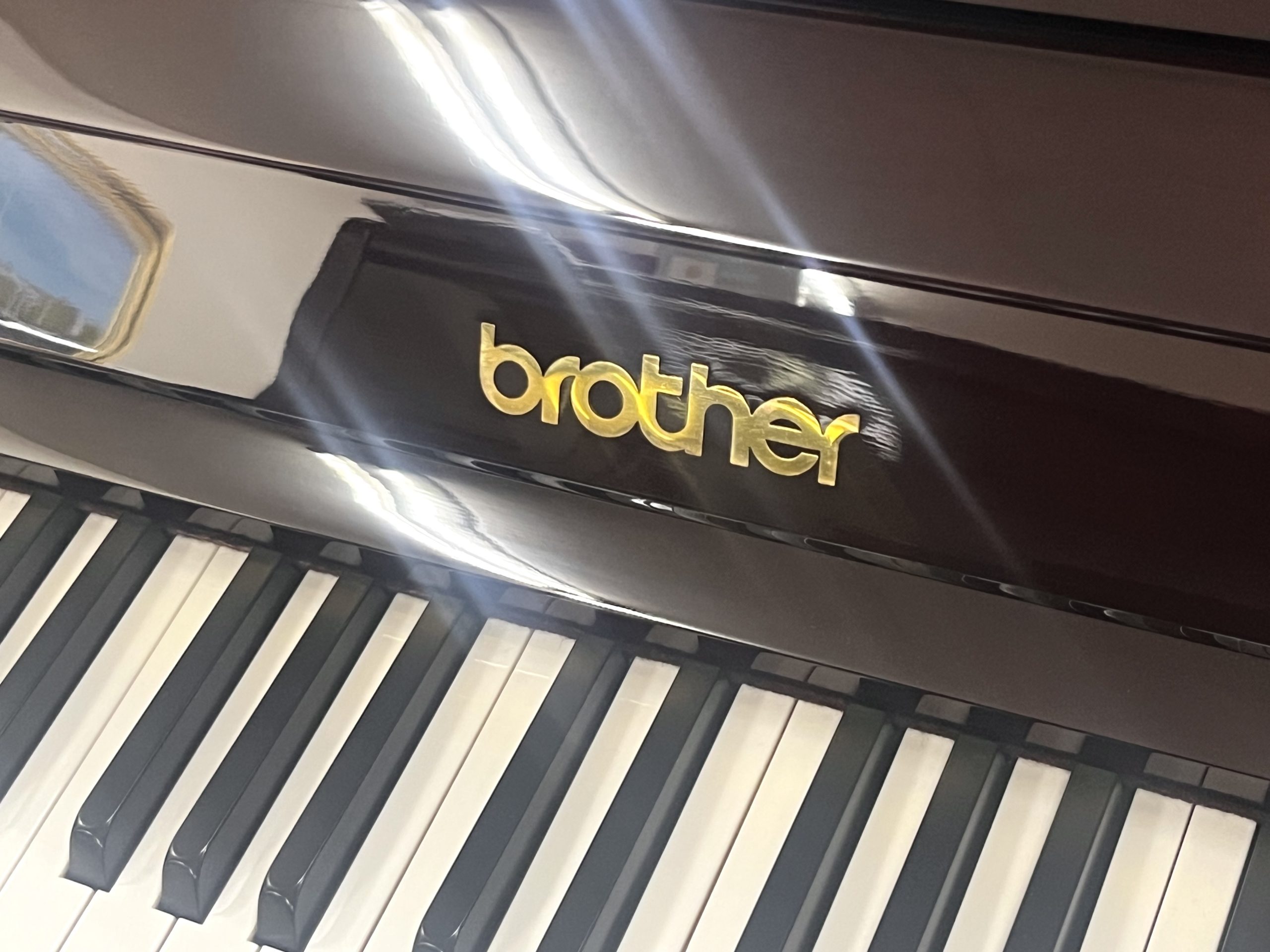 アトラス中古アップライトピアノ brother GU-114M│ピアノ百貨公式サイト