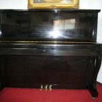 中古アップライトピアノ フローラ Ｗ１１３Ｂ