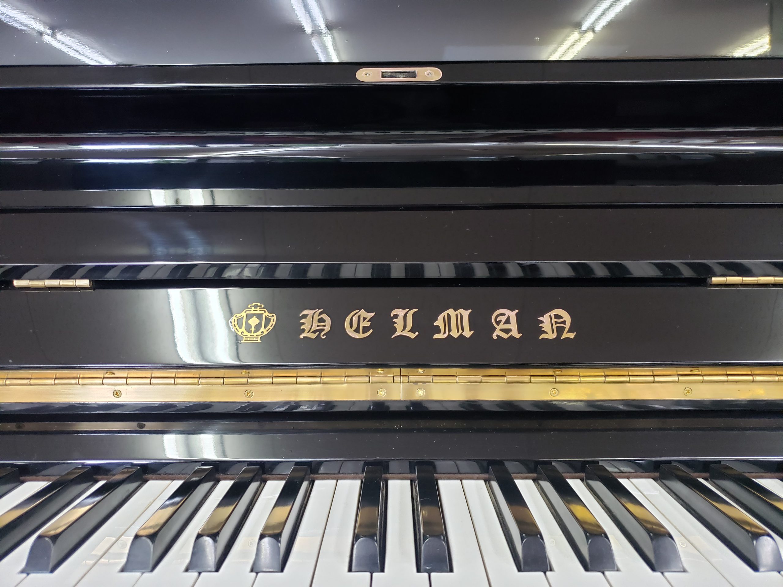 東洋ピアノ中古アップライトピアノ HELMAN 3.A