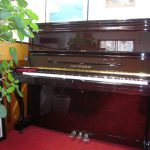 中古アップライトピアノ EARL WINDSOR W115M DELUXE