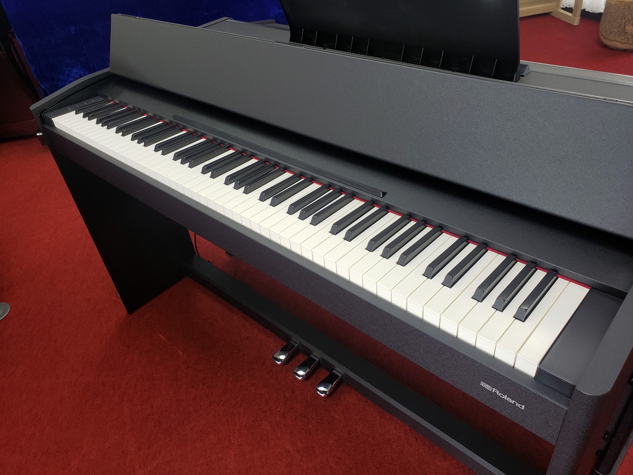 新品電子ピアノ Roland F107-BK│ピアノ百貨公式サイト
