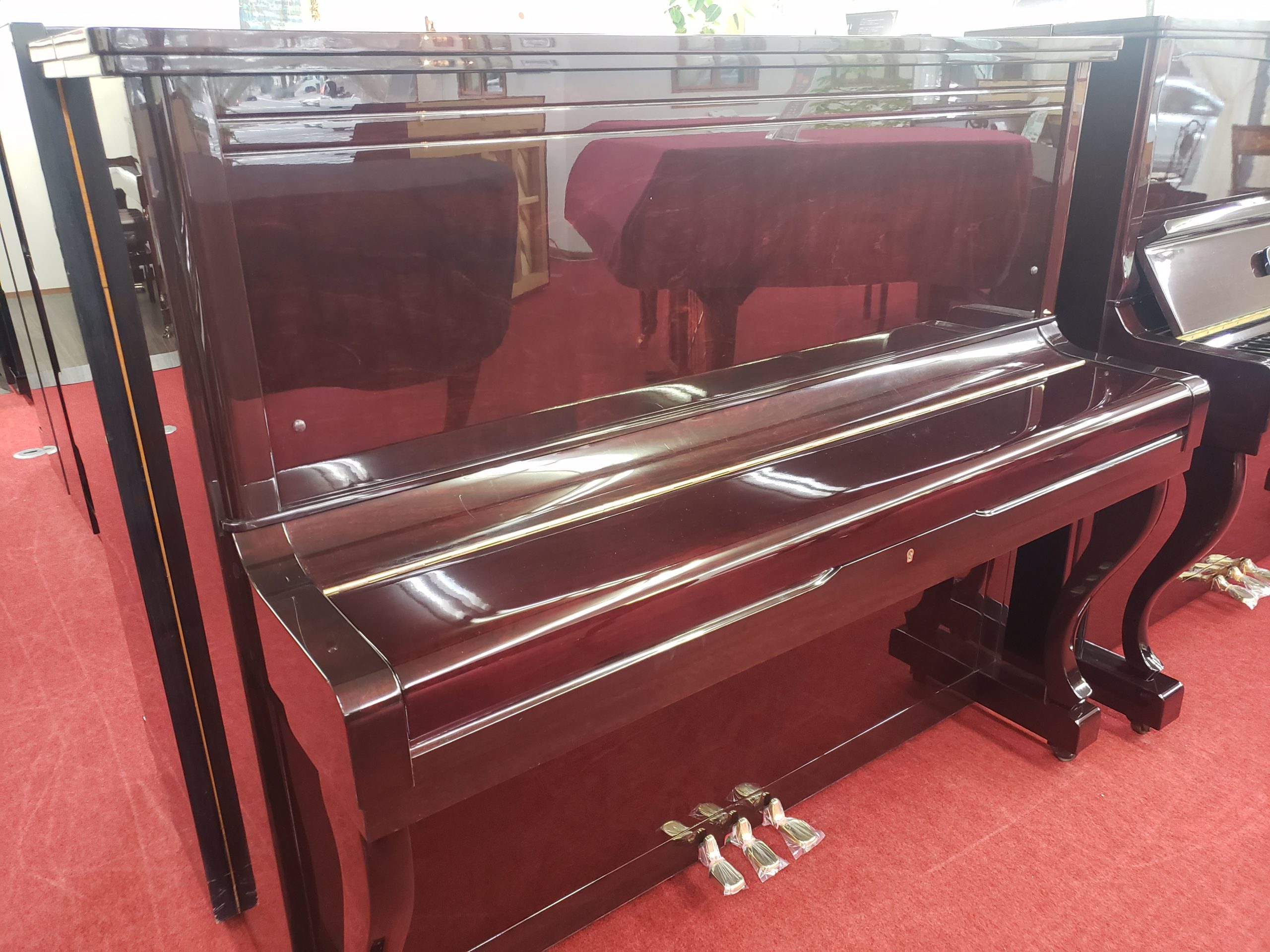 大成ピアノ中古アップライトピアノ KRAUS U-130