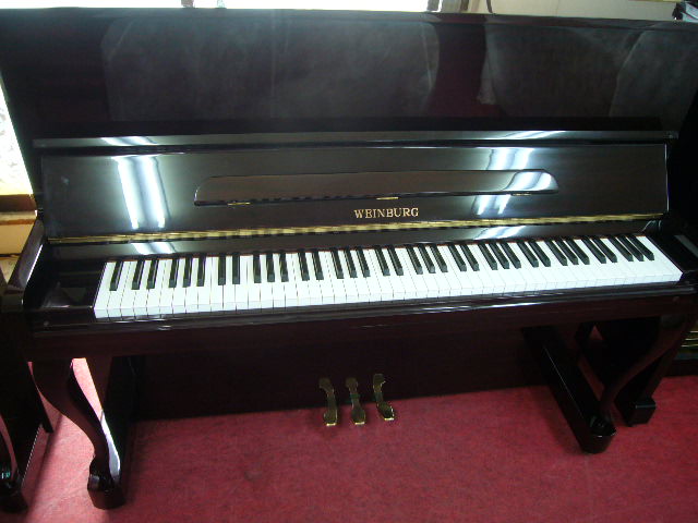 アップライトピアノ WEINBERG WE121DM