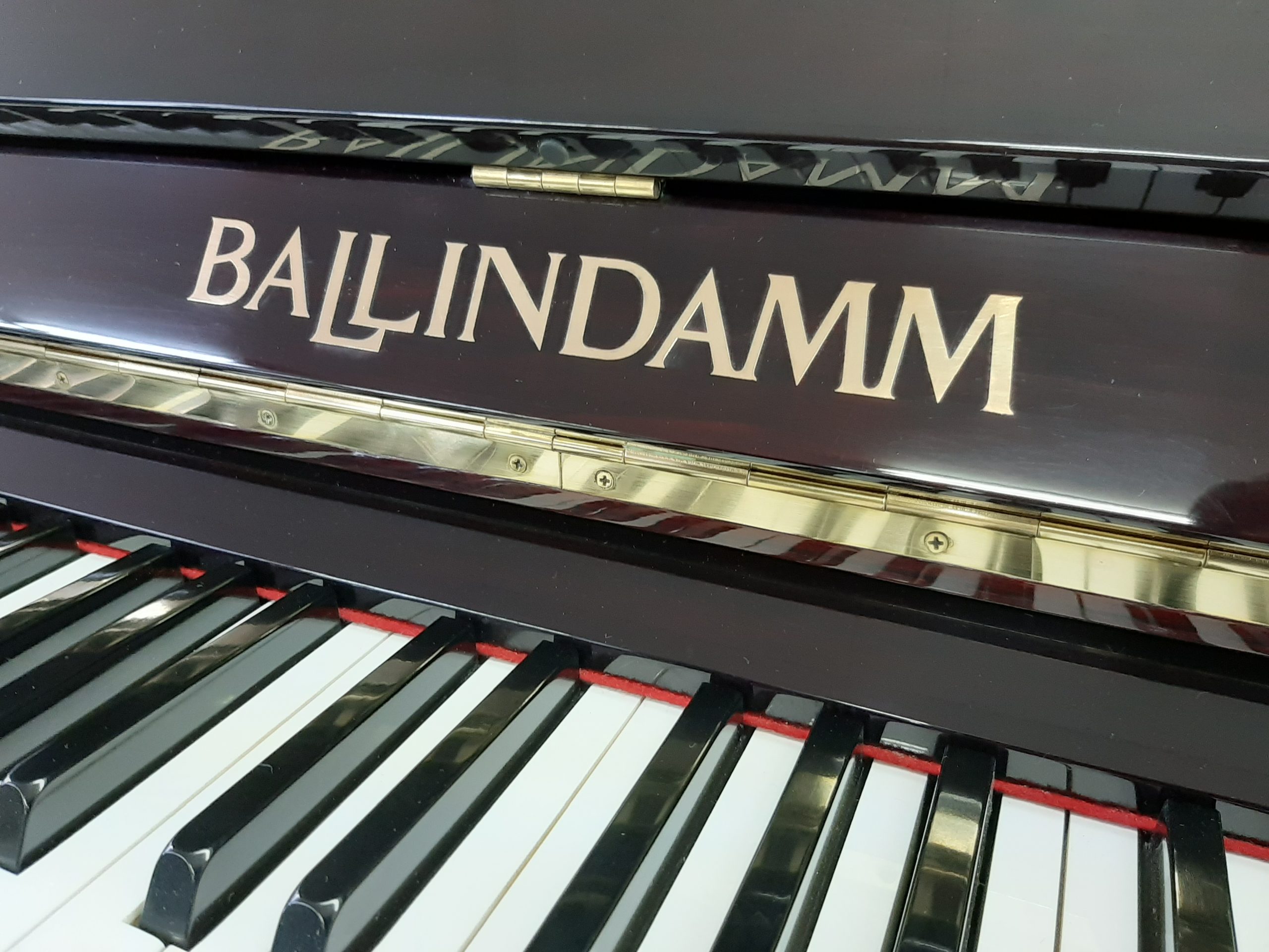 東洋ピアノ中古アップライトピアノ BALLINDAMM B-133 IMPERIAL S│ピアノ百貨公式サイト