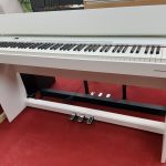 【新品電子ピアノ】 Roland F701-WH