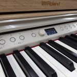 【新品電子ピアノ】 Roland RP701-LA