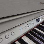 【新品電子ピアノ】 Roland HP702-WHS