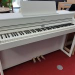 【新品電子ピアノ】 Roland HP702-WHS