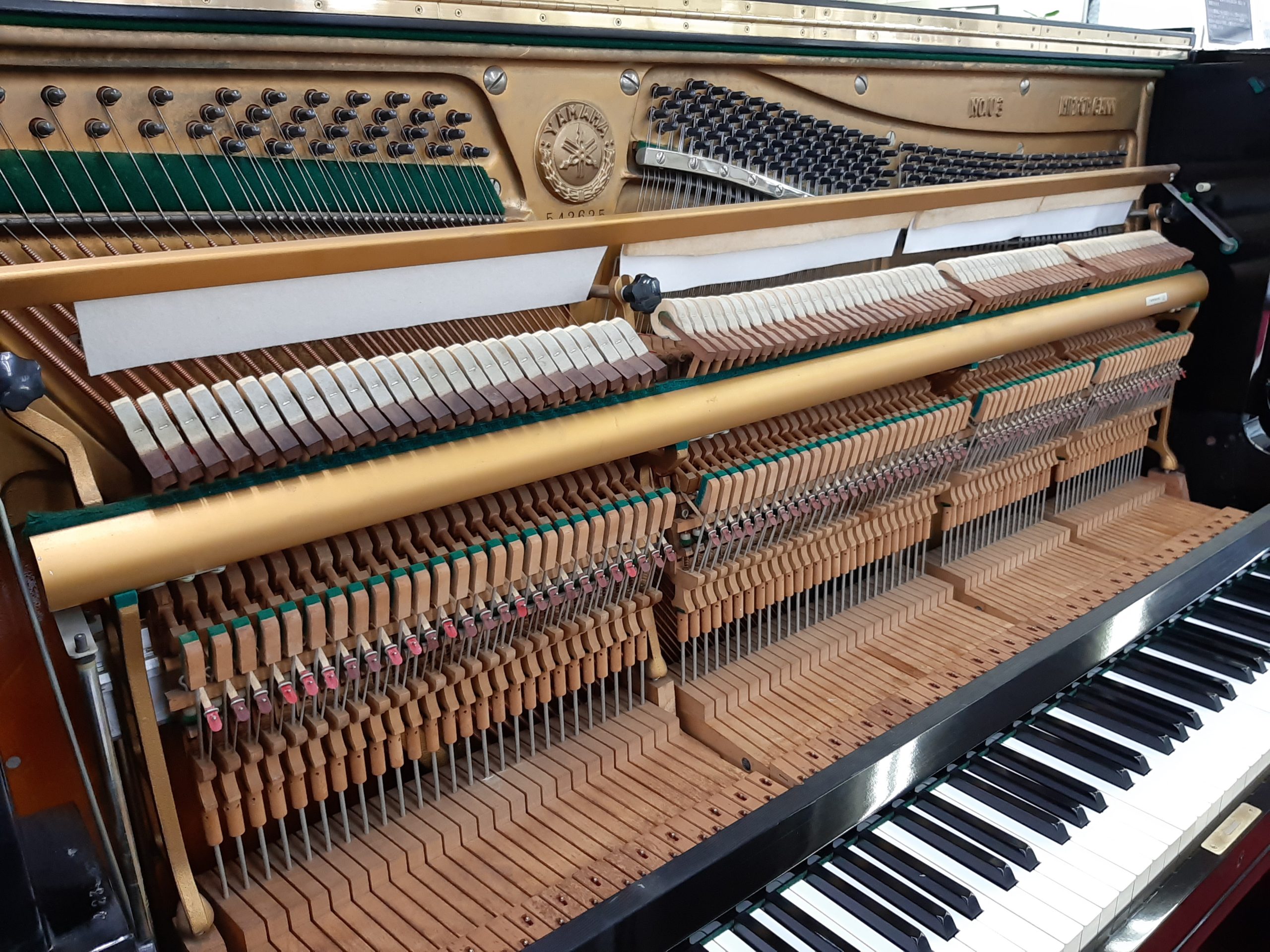  YAMAHA U3E