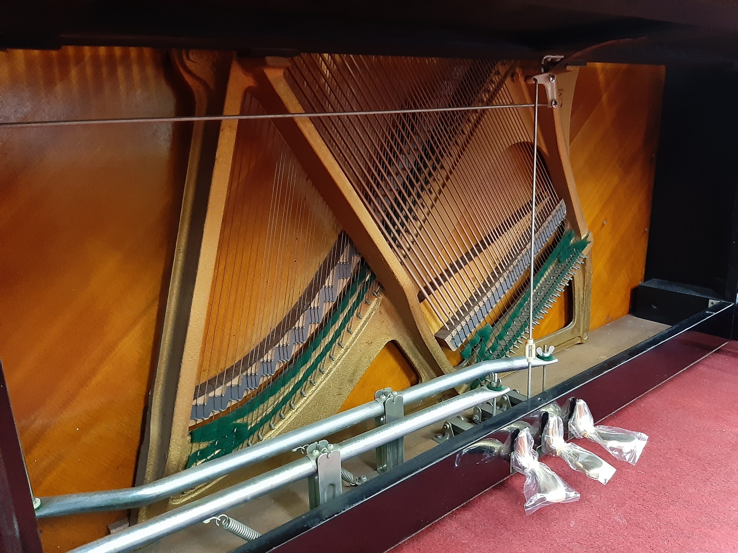   YAMAHA U3E