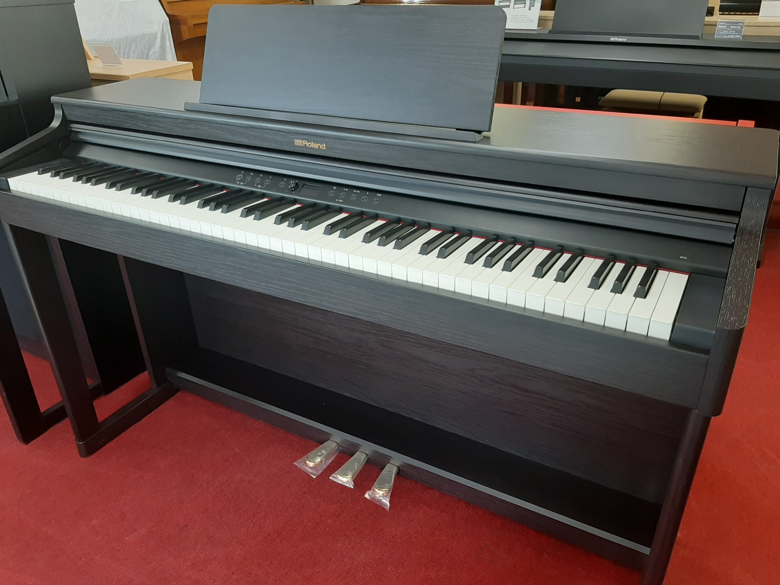 【新品】デジタルピアノ Roland RP701-DR