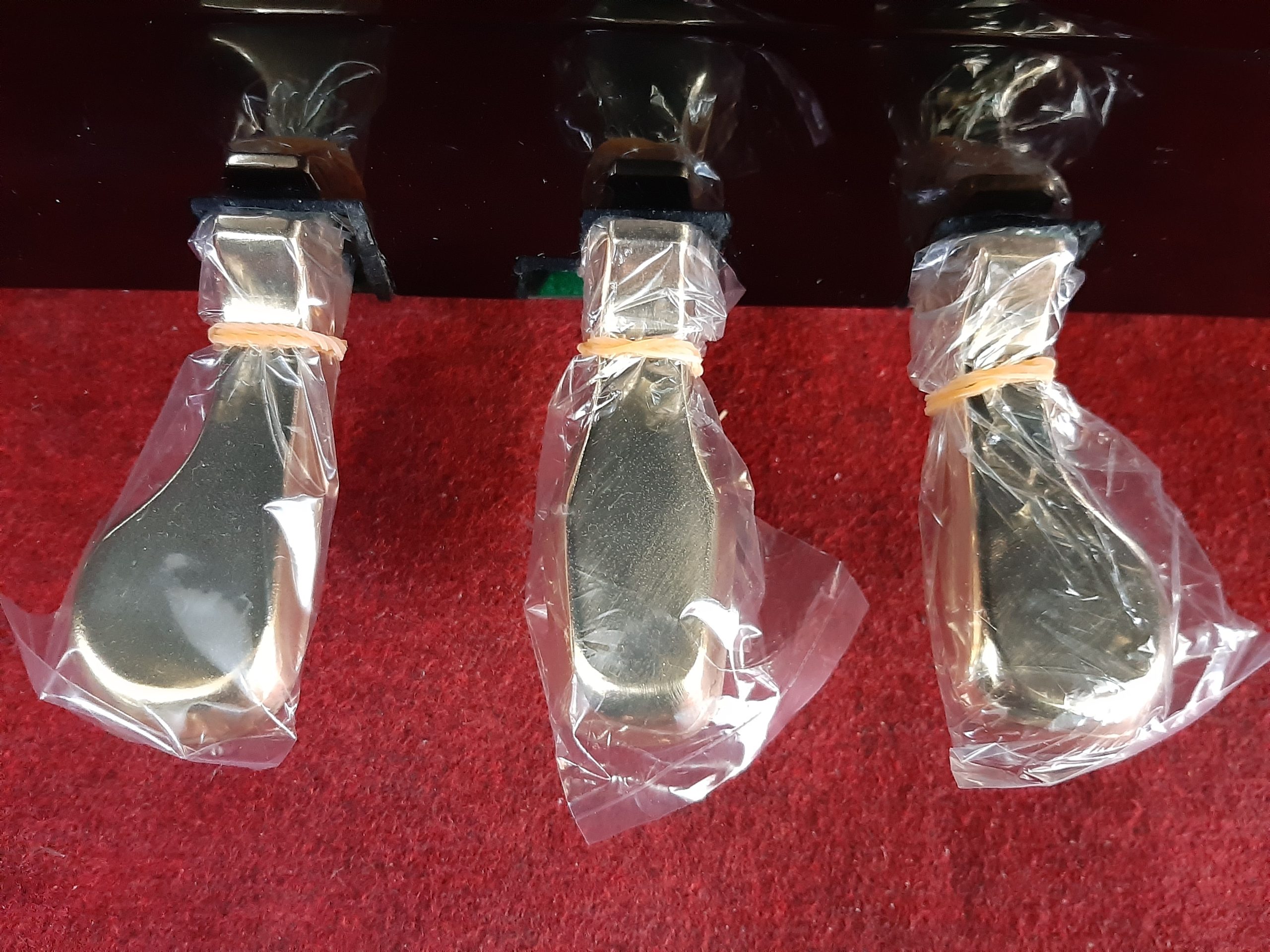 【5年保証付き】中古ピアノ Kreuizbach KA-27