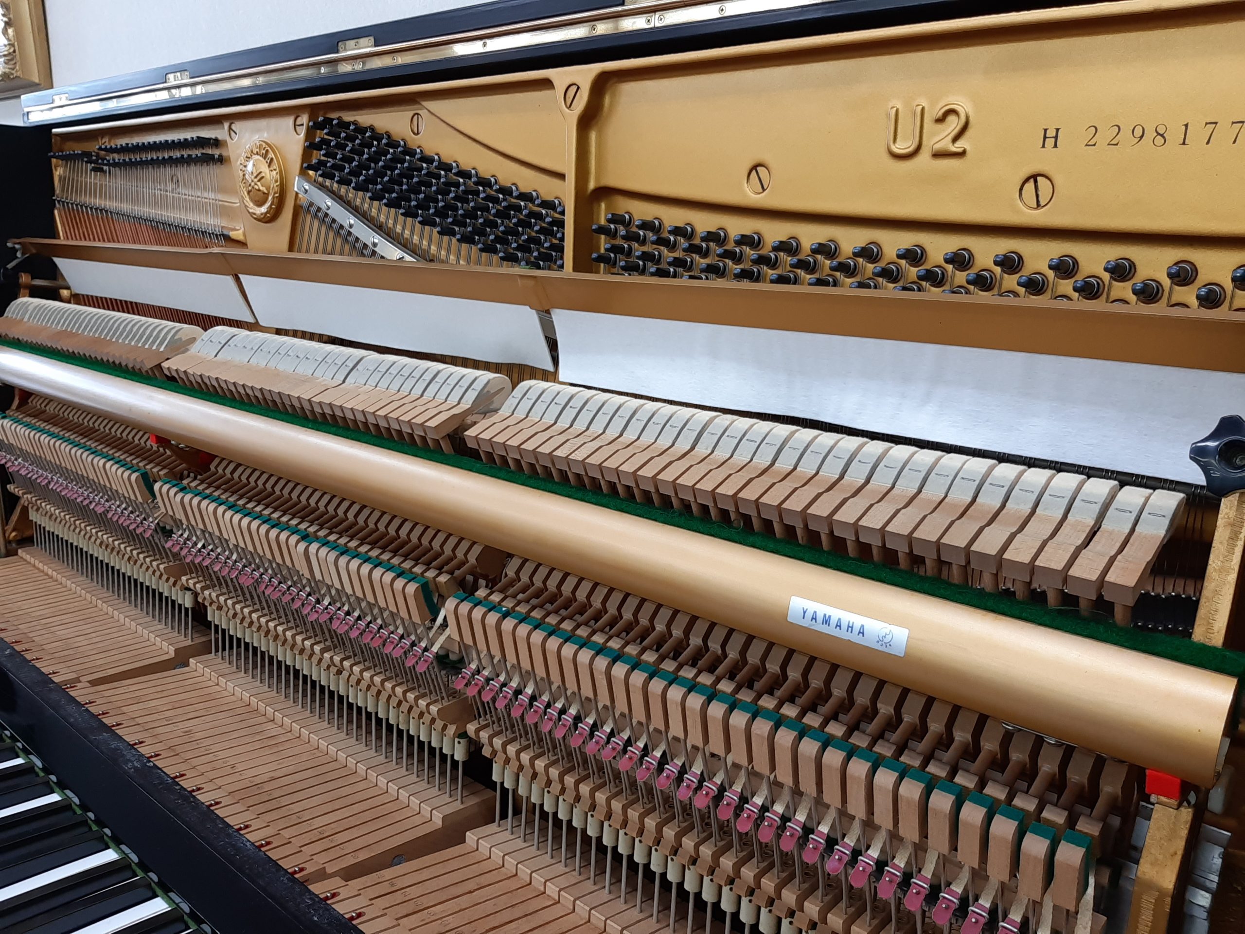 【5年保証付き】中古ピアノ YAMAHA U2H