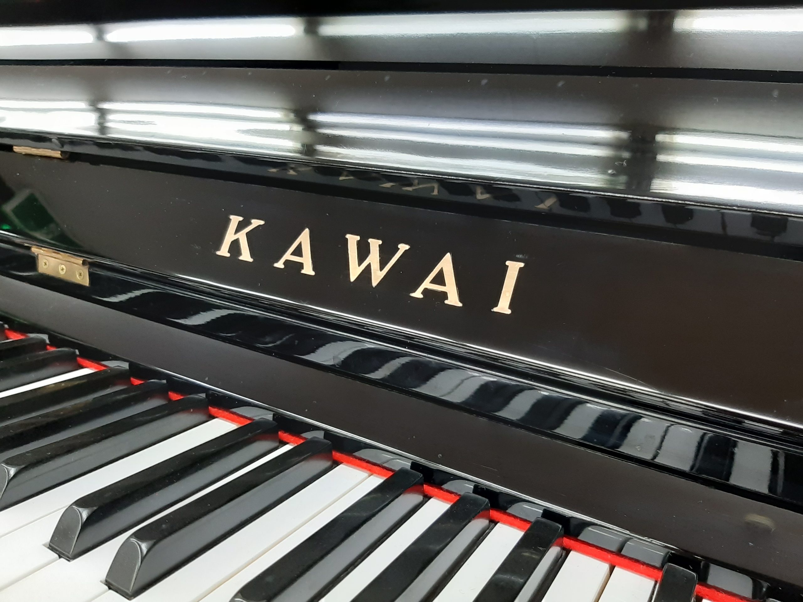 【5年保証付き】中古ピアノ KAWAI KST-3