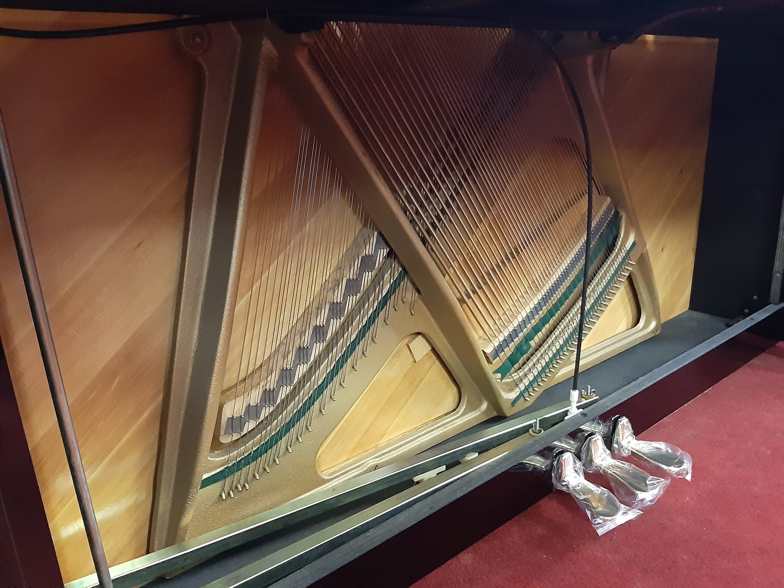 【5年保証付き】中古ピアノ KAWAI BL-61