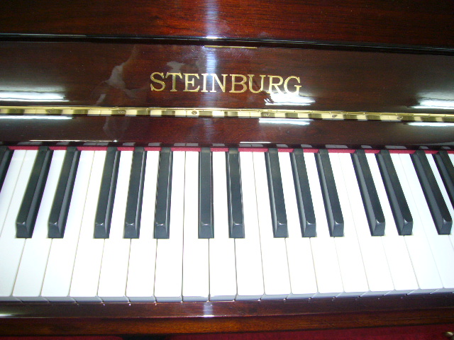 アップライトピアノ STEINBRG MP122D