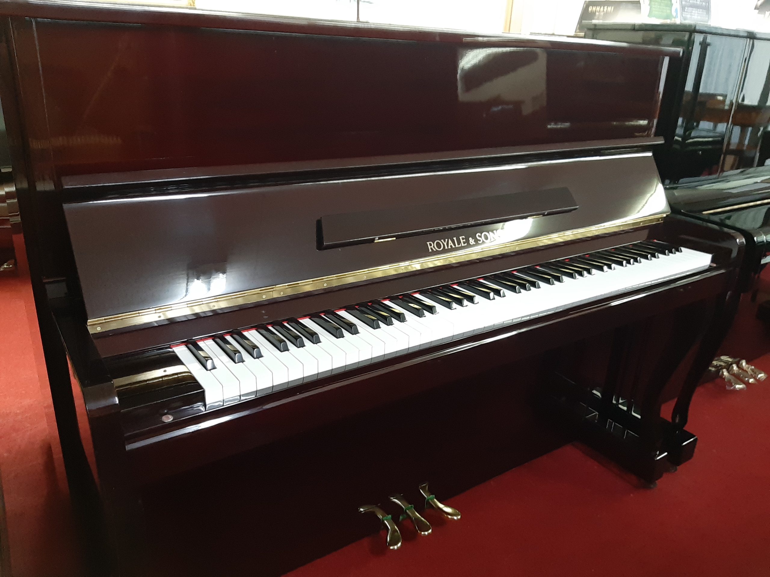   ROYALE & SONS RS-114S