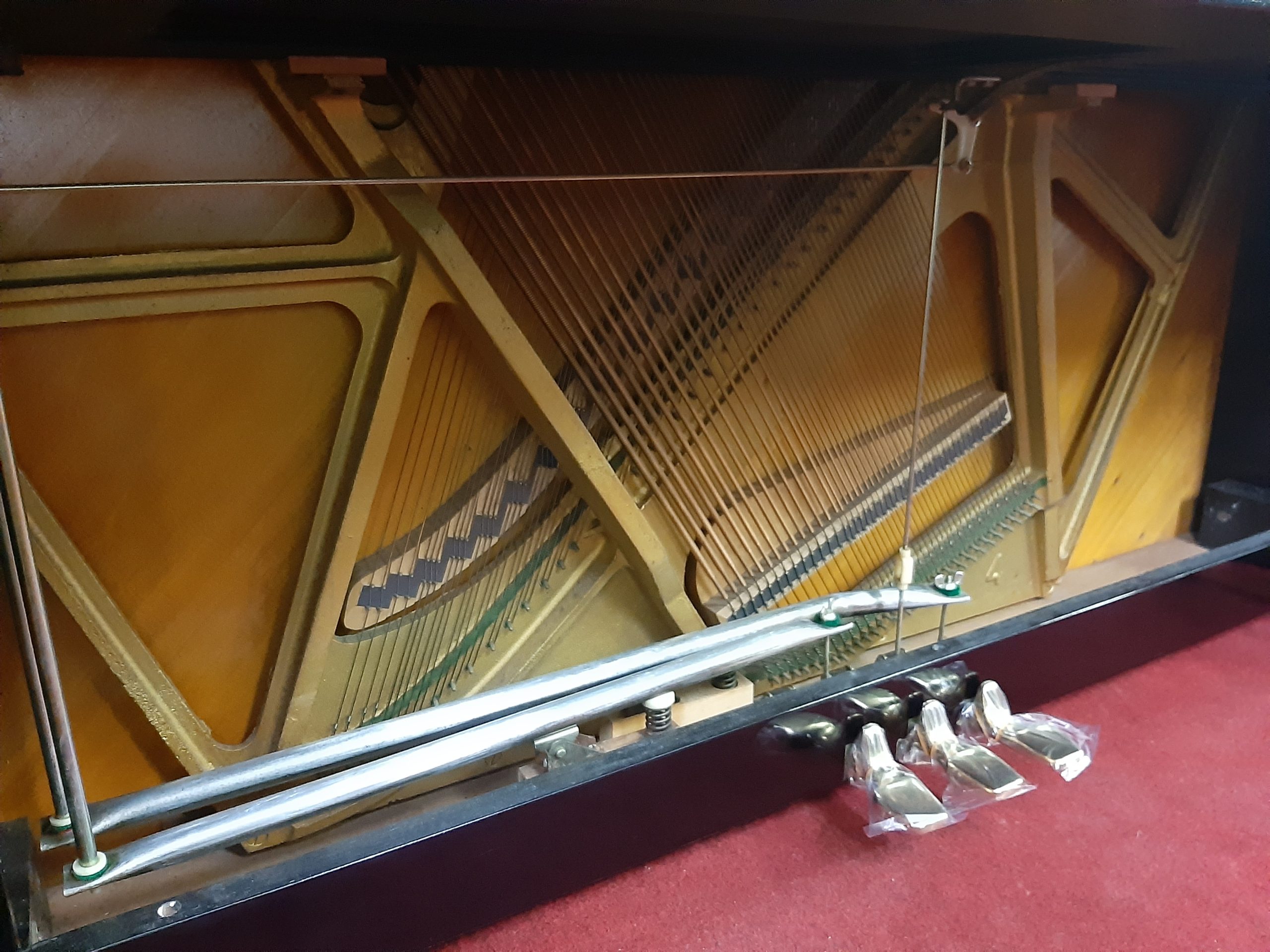 【5年保証付き】中古ピアノ YAMAHA U1H 定番モデル