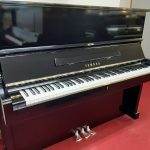   YAMAHA U2C