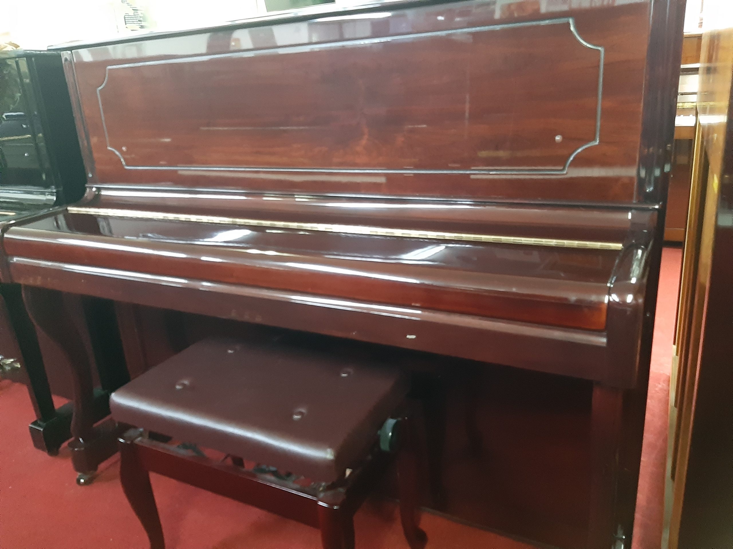 5年保証付き】中古ピアノ STEINBURG MP-122 木目調 ネコ脚 輸入