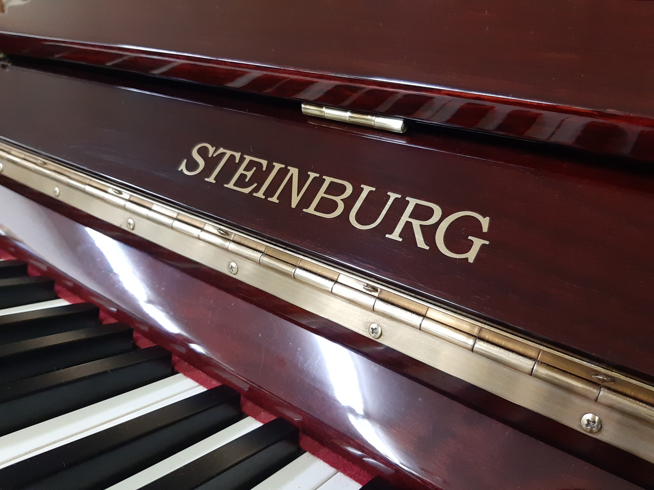 5年保証付き】中古ピアノ STEINBURG MP-122 木目調 ネコ脚 輸入