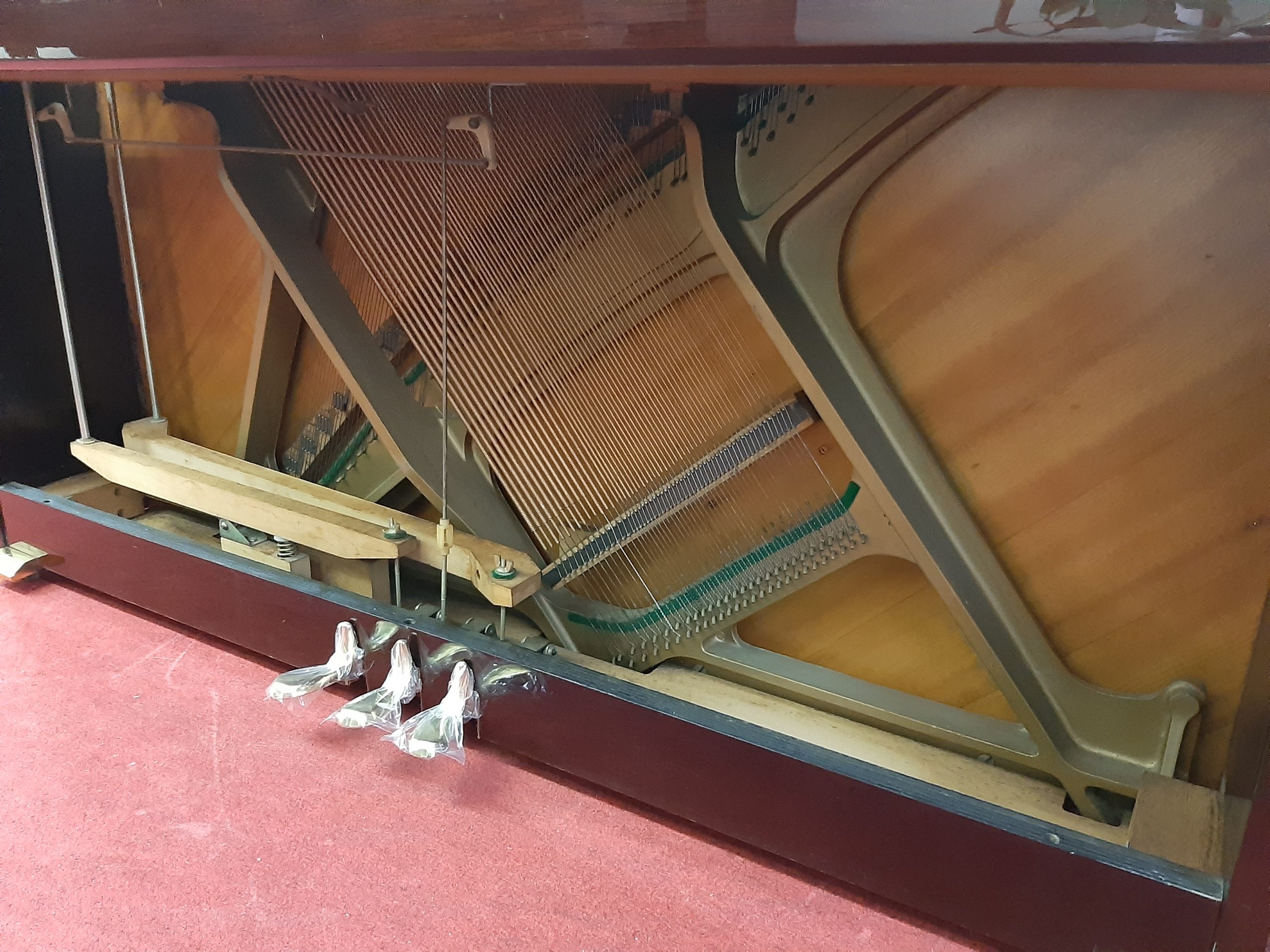 【5年保証付き】中古ピアノ WEINBERG SU-110 最小クラス