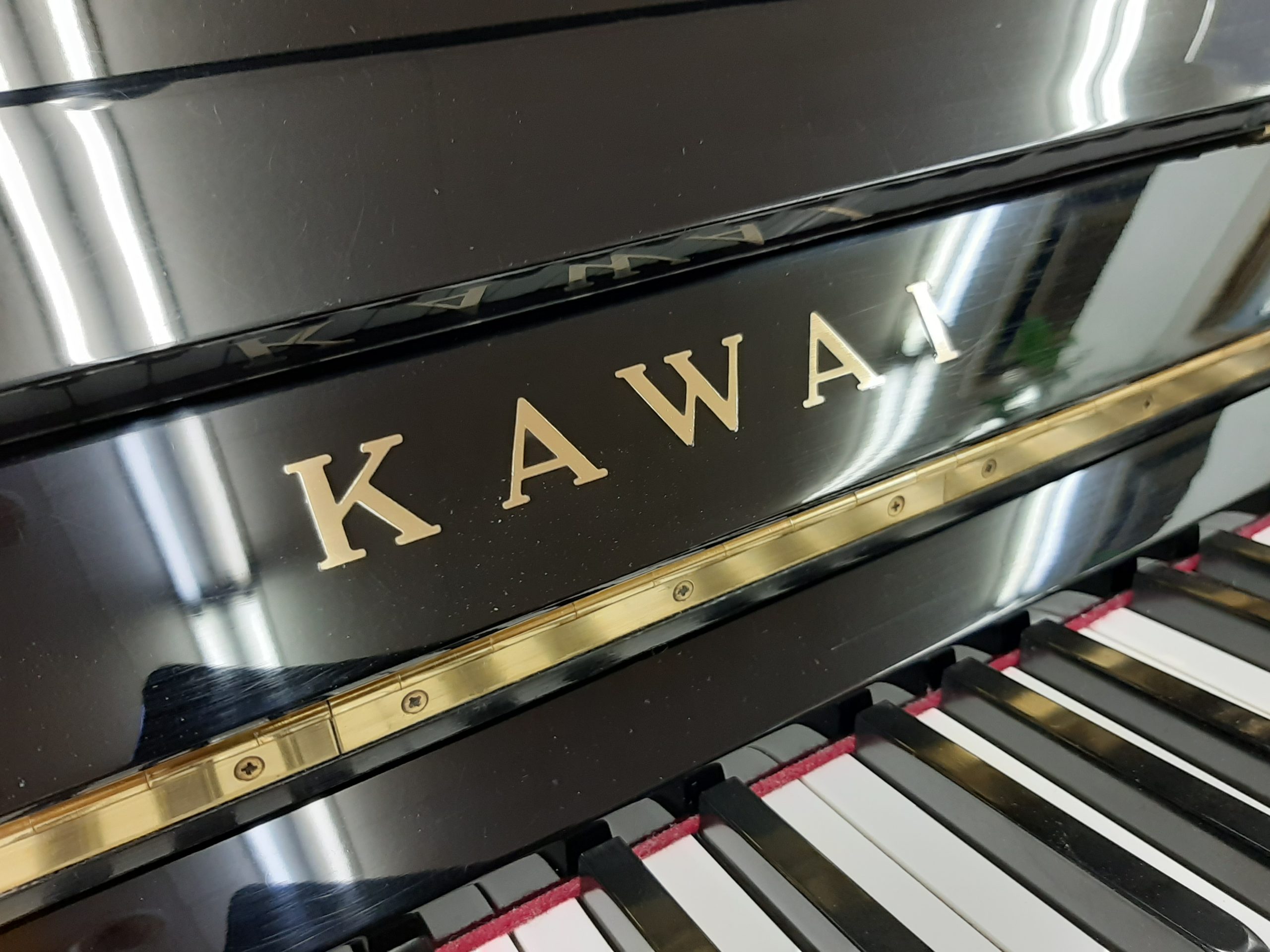 【5年保証付き】中古ピアノ KAWAI KU-1D 優しい音色