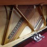 【5年保証付き】中古ピアノ STEINBURG MP-122 木目調 ネコ脚