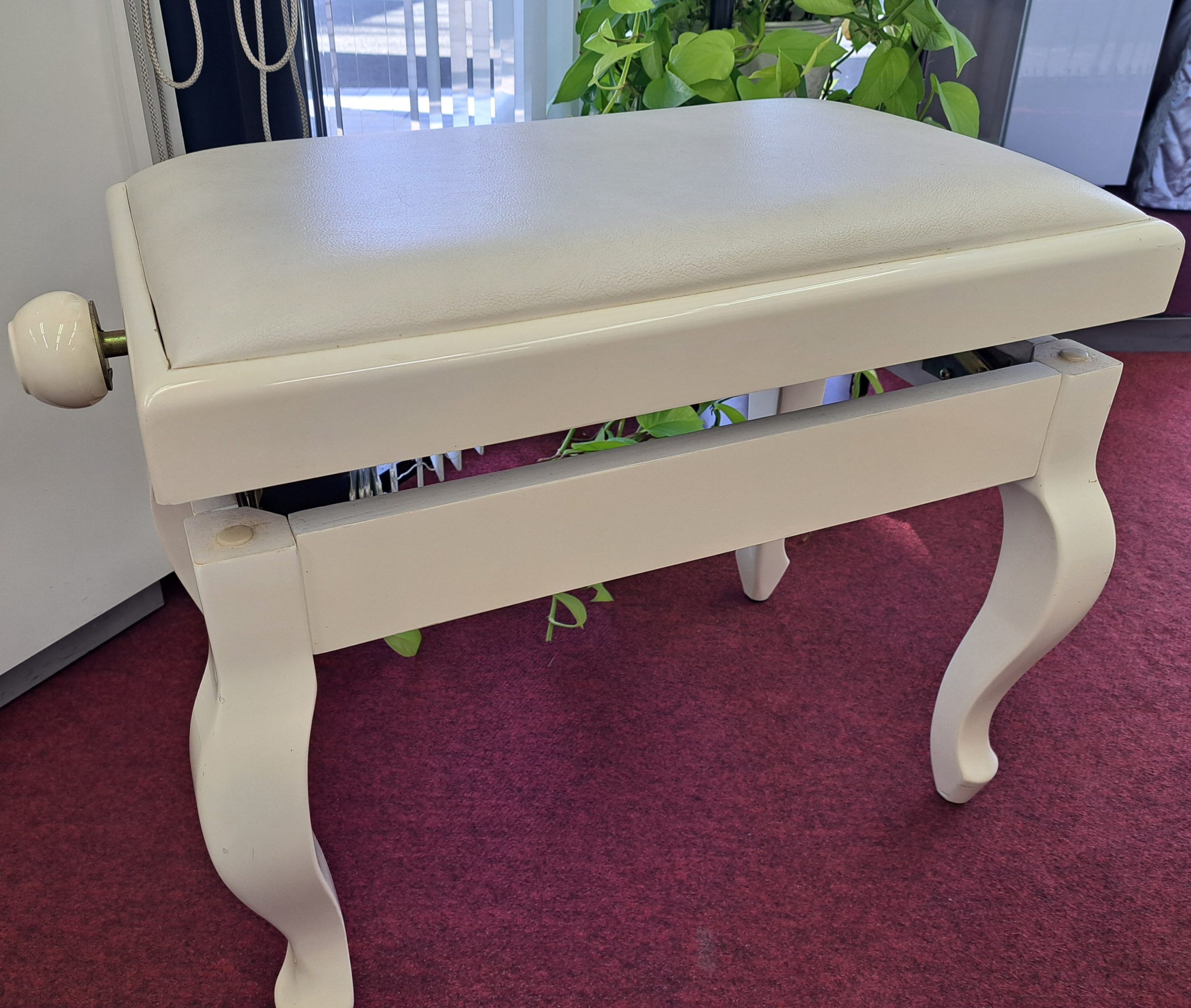 中古アップライトピアノ Hobart M Cable U-112FC