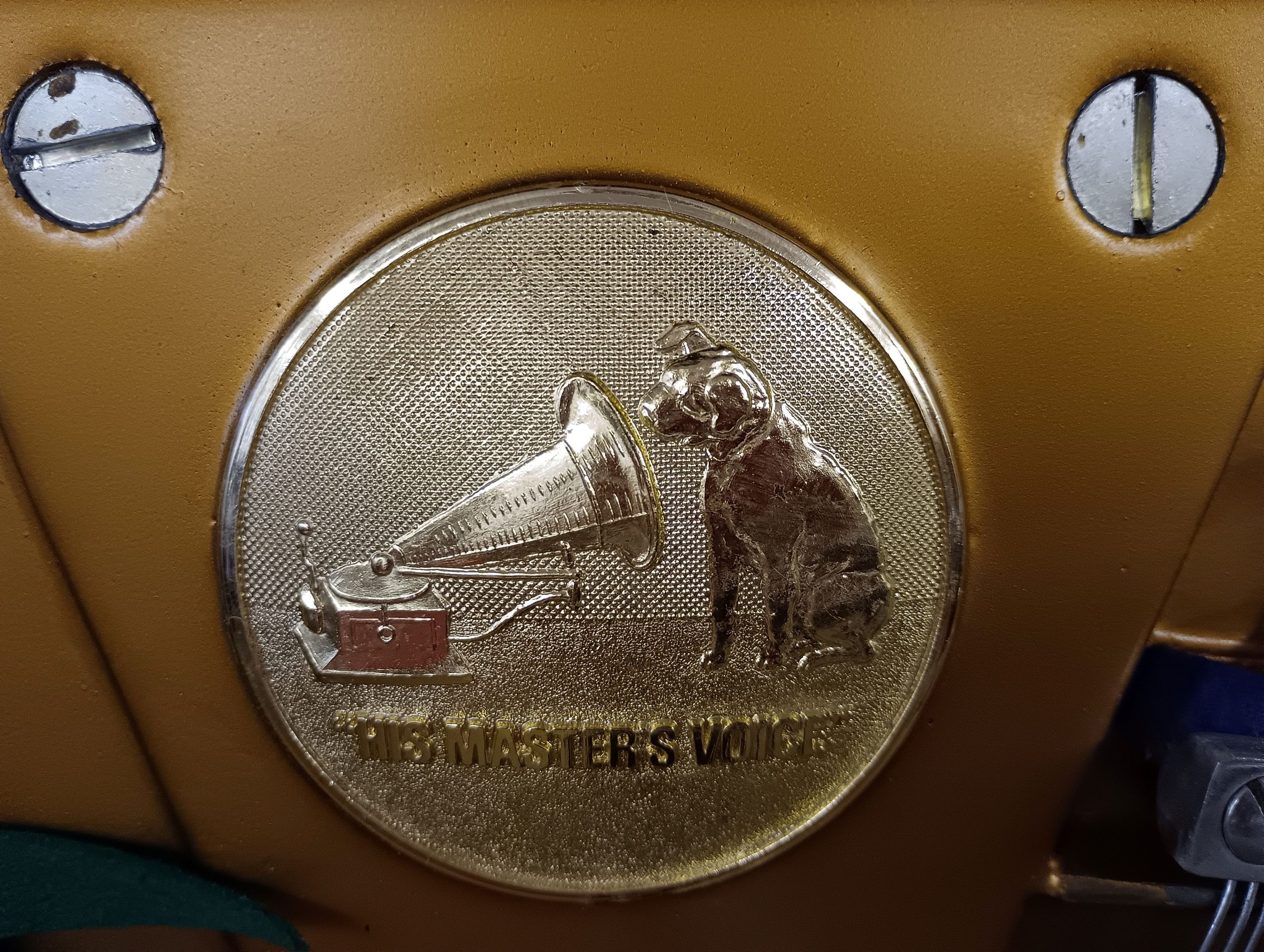 5年保証付き】中古ピアノ VICTOR V-3│ピアノ百貨公式サイト