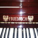アップライトピアノ FRIEDRICH F102M