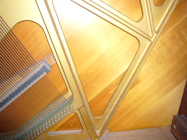 アップライトピアノ ＹＡＭＡＨＡ W101