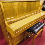 【中古】アップライトピアノ Niemeyer 114RPMN コンパクト 木目仕上げ