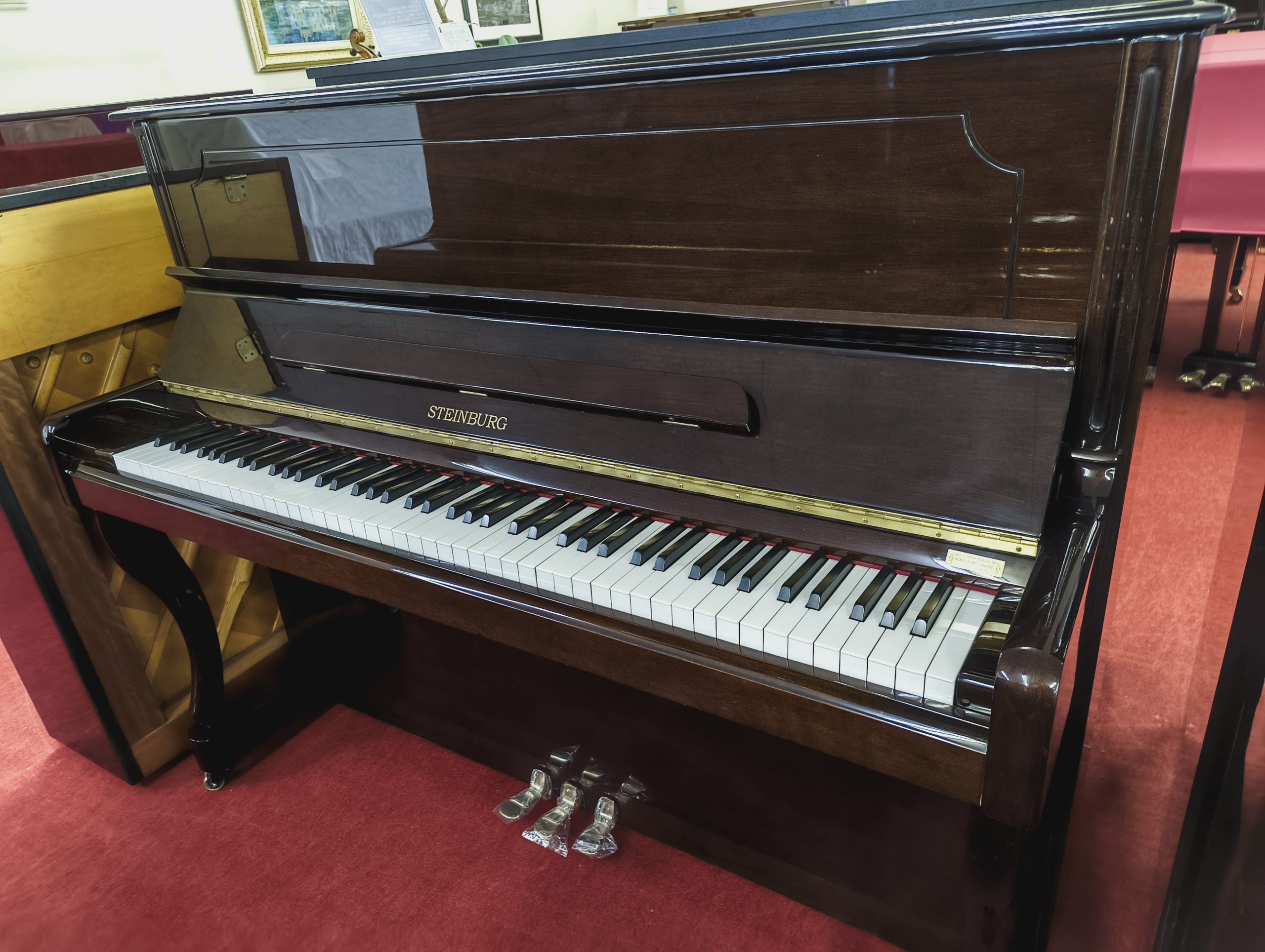 【中古】アップライトピアノ STEINBURG MP-122